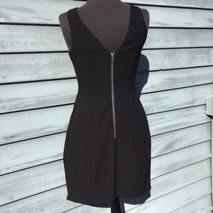 Forever 21 (Love 21) Black Sleeveless Dress w/ Gold Back Zipper XS